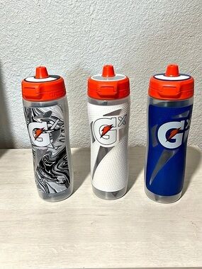 Gatorade Gx plastic Bottle Set Sports Squeeze Bottles Blue & White